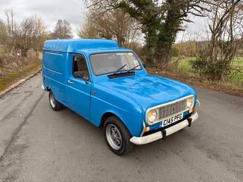 1985 Renault 4 F6 Van in Blue