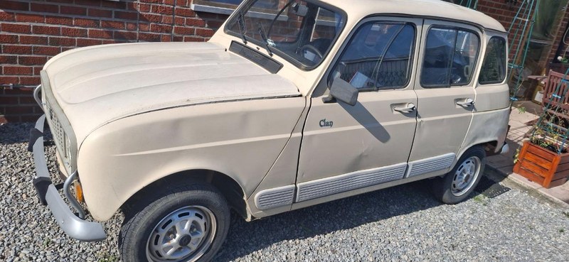1986 Renault 4L - 1 1986 Renault 4L - 1