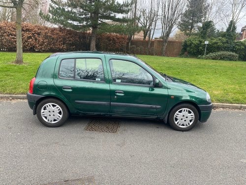Renault Clio rxe auto,genuine 7750 miles,one owner from new