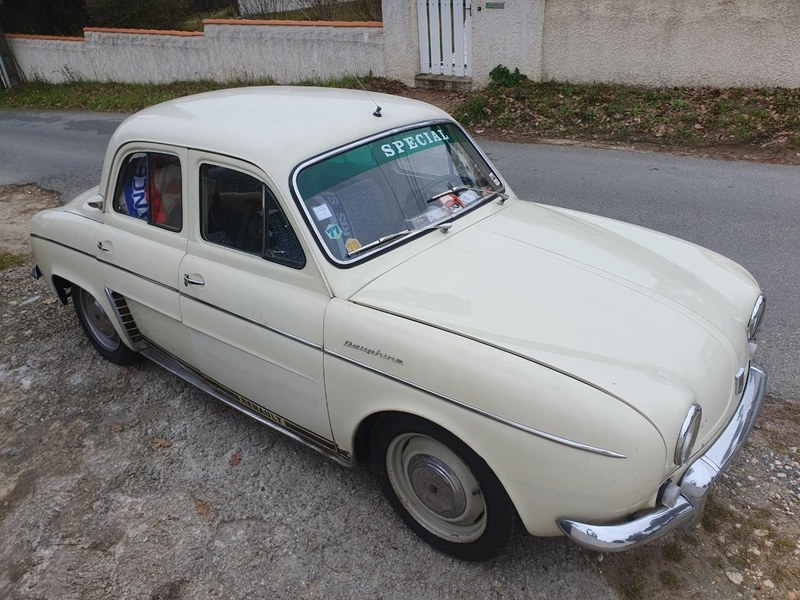 1960 Renault Dauphine - 1 1960 Renault Dauphine - 1