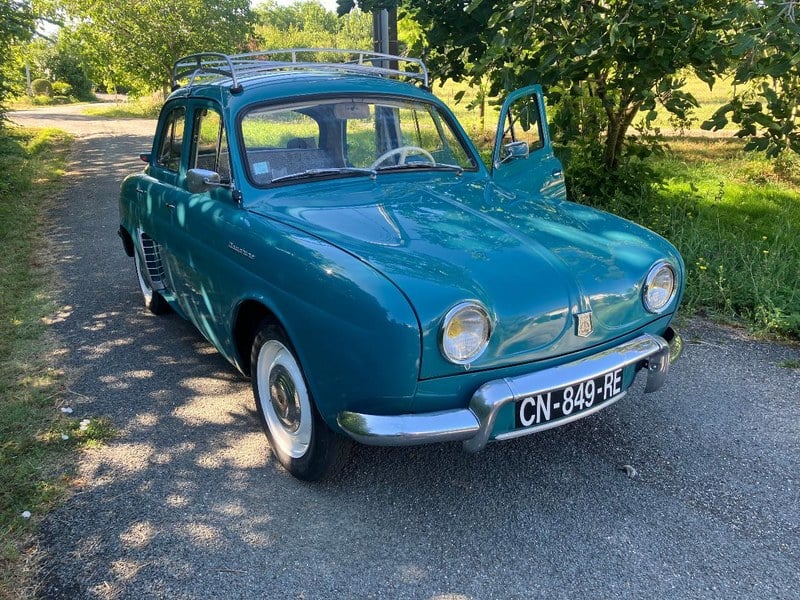 1960 Renault Dauphine - 1 1960 Renault Dauphine - 1