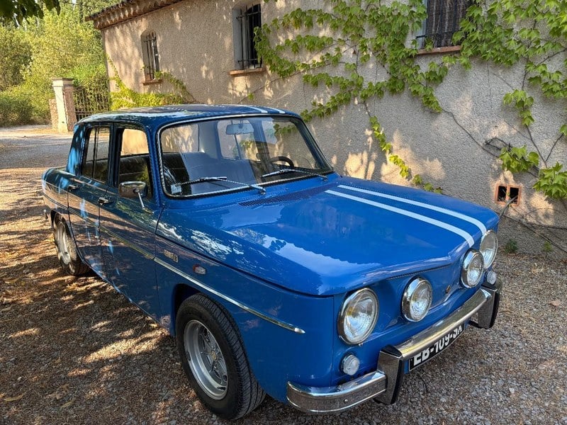 1965 Renault 8 - 2 1965 Renault 8 - 2