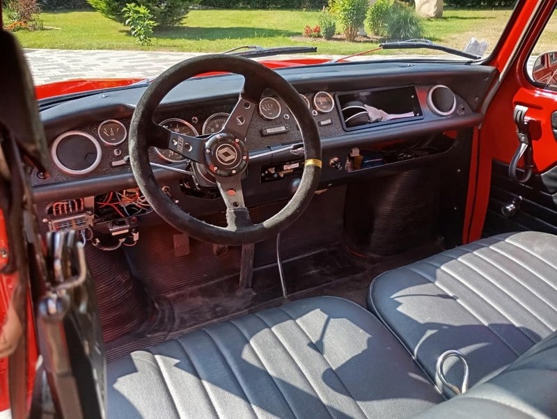 1969 Renault 8 - 2 1969 Renault 8 - 2