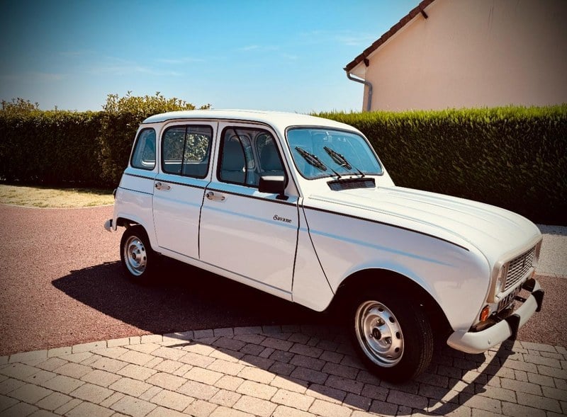 1990 Renault 4L - 1 1990 Renault 4L - 1