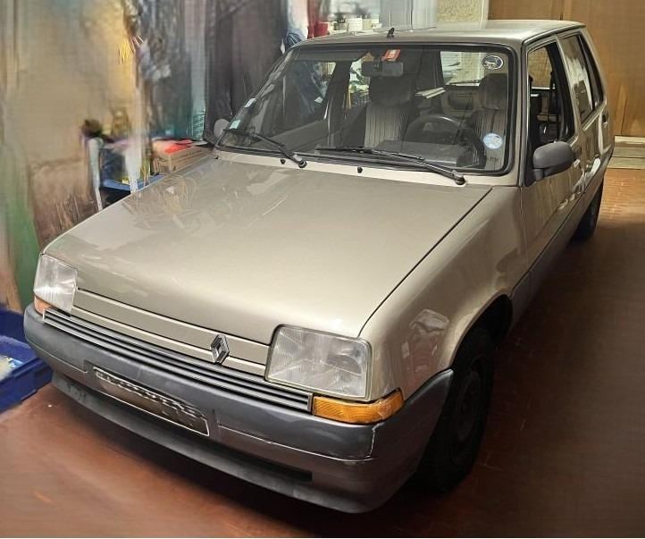 1988 Renault Super 5 - 1 1988 Renault Super 5 - 1