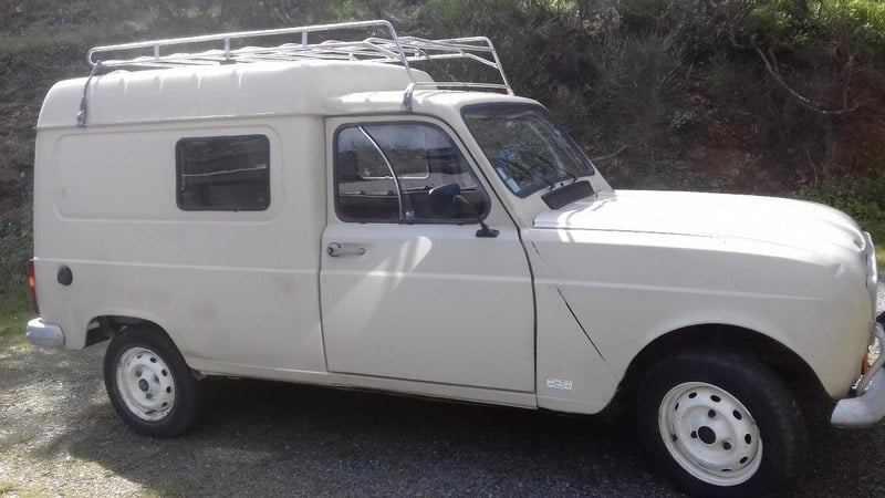 1983 Renault 4L - 1 1983 Renault 4L - 1