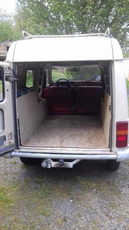 1983 Renault 4L - 2 1983 Renault 4L - 2