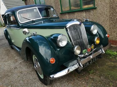 Picture of 1953 Riley RME 1,5 Litre Saloon. Show quality rebuild