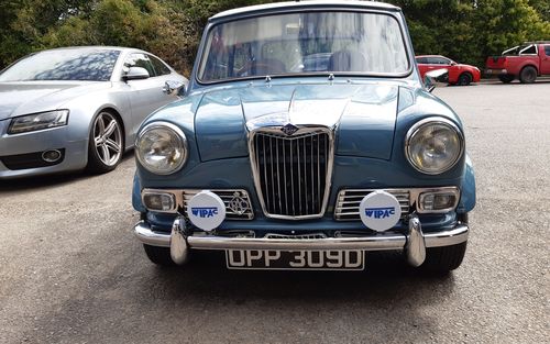 1966 Riley Elf MKII (Ernie) (picture 11 of 13)