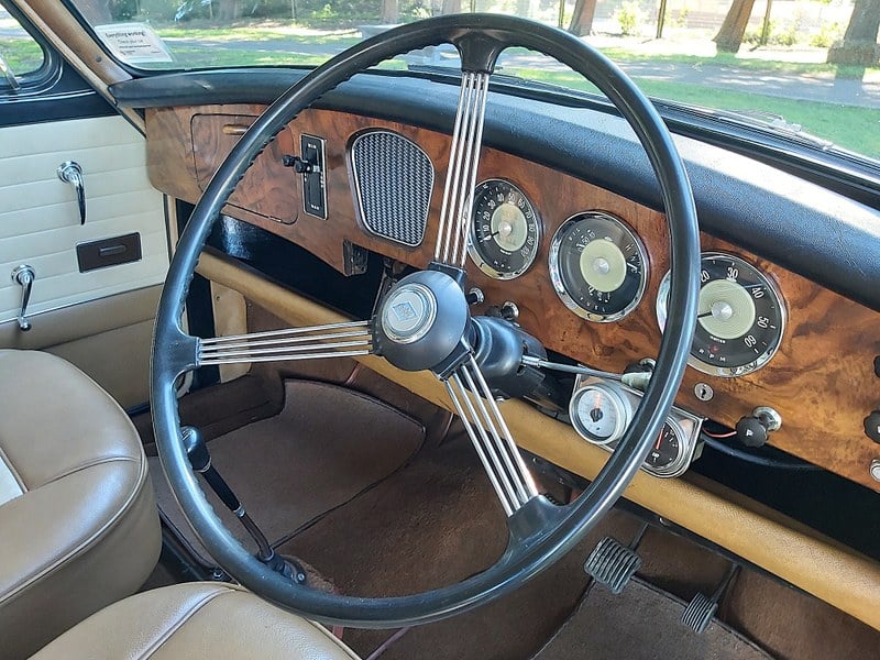 1960 Riley One Point Five - 2 1960 Riley One Point Five - 2