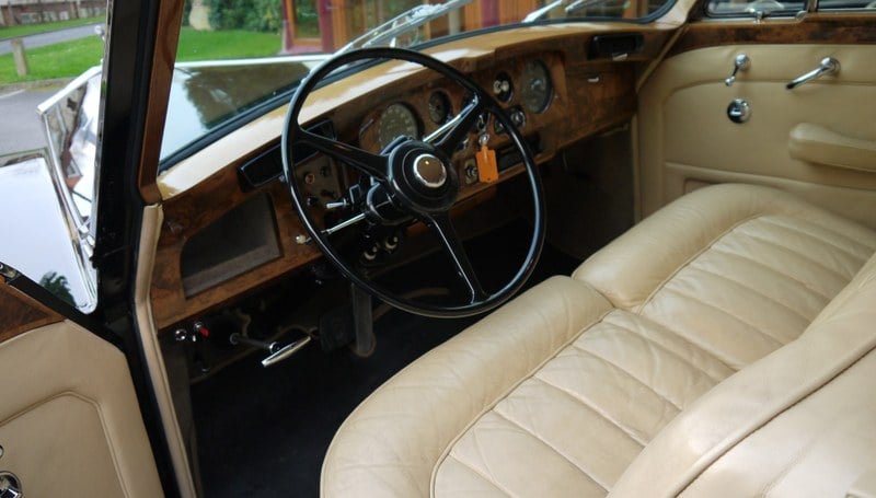 1966 Rolls Royce Phantom - 4