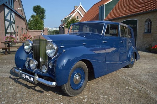 1947 Rolls Royce Silver Wraith - 2
