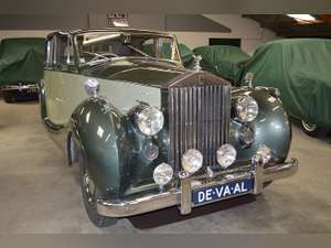 1949 Rolls-Royce Silver Wraith James Young saloon For Sale (picture 1 of 4)