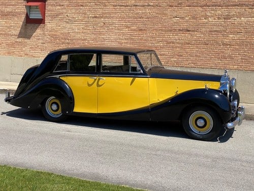 1951 Rolls Royce Silver Wraith - 2