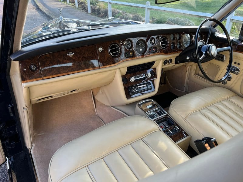 1974 Rolls Royce Corniche - 7