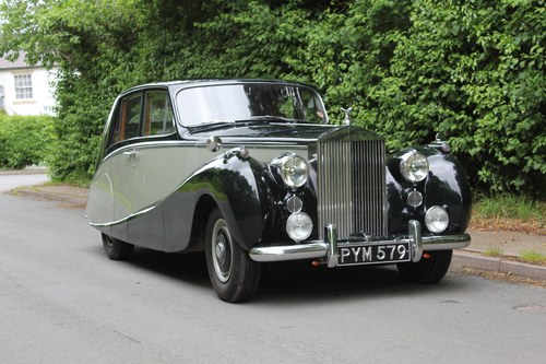 1955 Rolls Royce Silver Dawn - Hooper & Co - 1 of 11 For Sale
