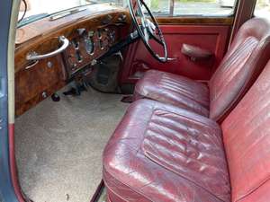1954 Rolls-Royce Silver Dawn For Sale by Auction (picture 10 of 12)