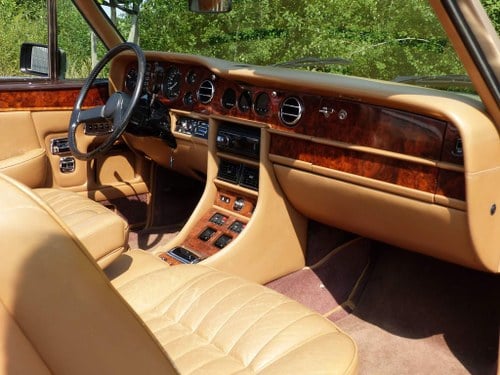 1986 Rolls Royce Corniche - 8