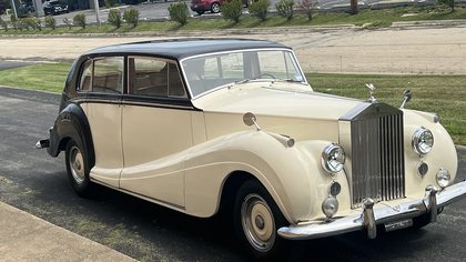#24411 1956 Rolls-Royce Silver Wraith