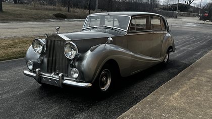 #24659 1954 Rolls-Royce Silver Wraith