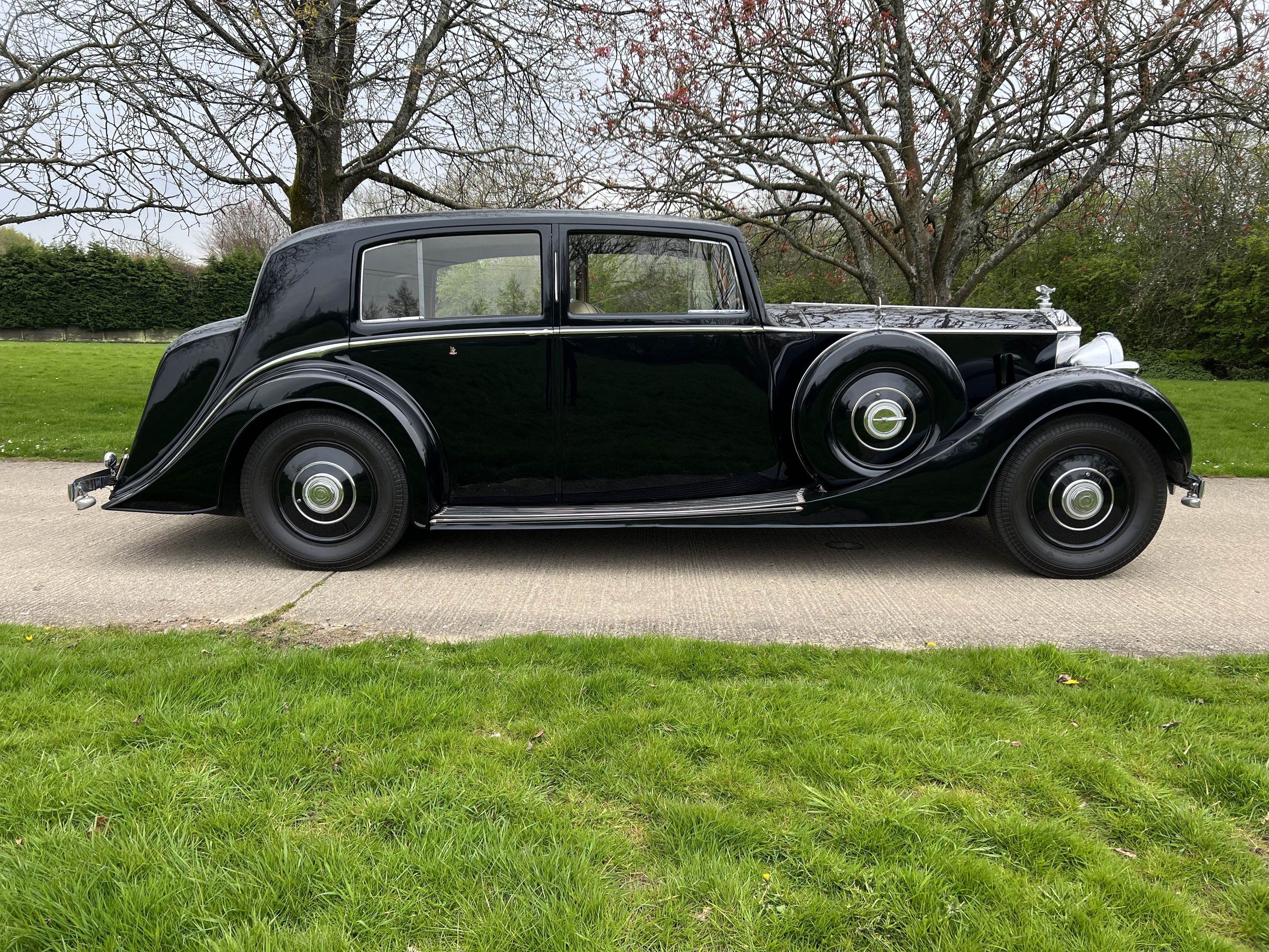 MODELLBILAR, 5 st, metall/plast, bl.a. Rolls Royce Phantom III, 1939 MODELLBILAR, 5 st, metall/plast, bl.a. Rolls Royce Phantom III, 1939