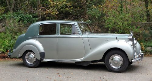Picture of 1950 Rolls-Royce Silver Dawn 'Small Boot' Saloon SBA104