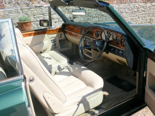 1982 Rolls Royce Corniche Convertible - 8