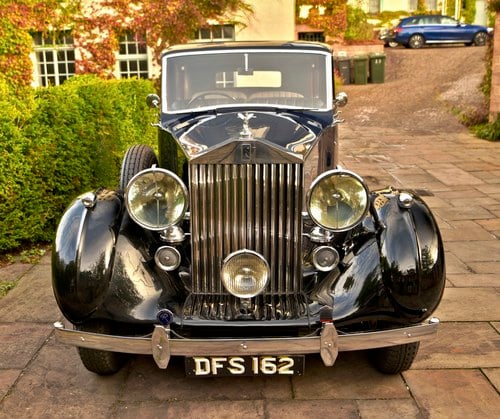 1939 Rolls Royce Wraith by H.J. Mulliner - 5