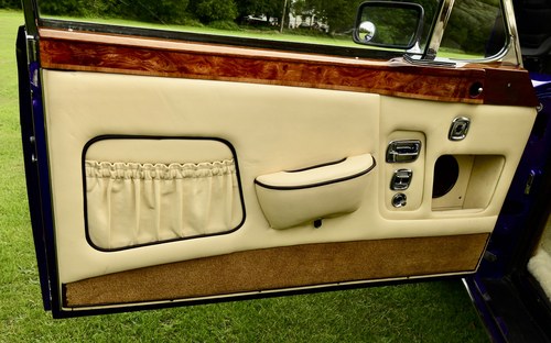 1981 Rolls Royce Corniche Fixed Head Coupe - 9