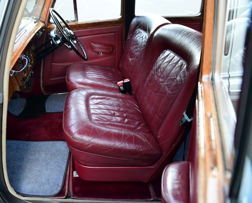 1954 Rolls Royce Dawn - 9