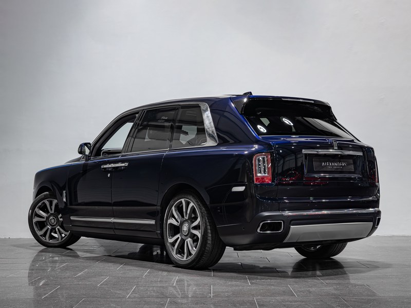 2019 Rolls Royce Cullinan - 4