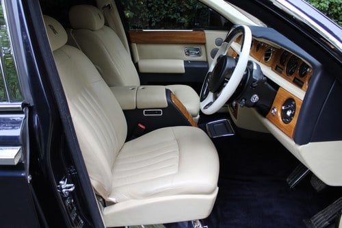 2010 Rolls Royce Phantom - 9