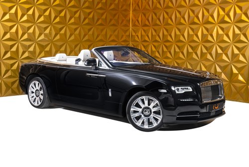 2017 Rolls Royce Dawn In vendita