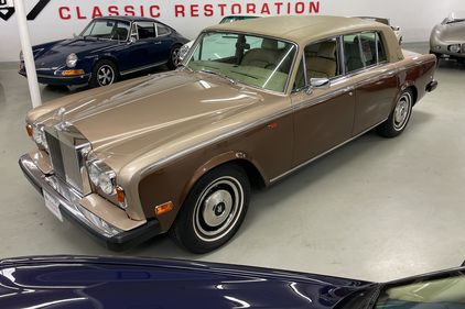 Great condition, two-tone 1980 Rolls Royce Silver Wraith