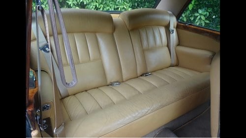 1969 Rolls Royce Corniche - 9