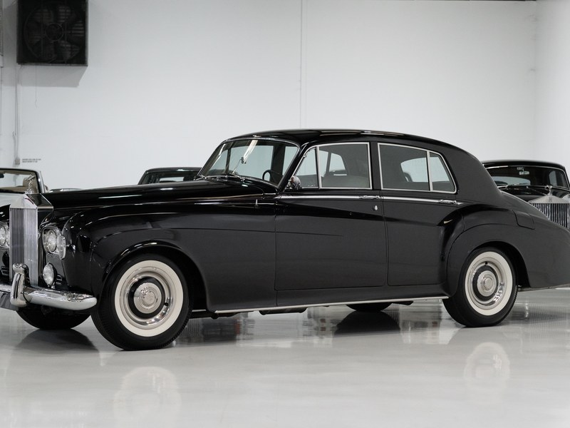 1965 ROLLS-ROYCE SILVER CLOUD III SALOON