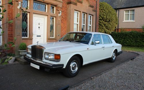 Rolls Royce Silver Spirit (picture 1 of 10)