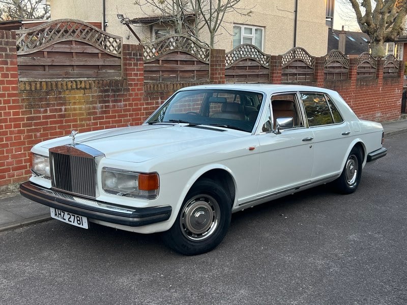 Rapid Classics: Eine Suche. Alle Oldtimer. 26 » Rapid Classics: Eine Suche. Alle Oldtimer. 1981 Rolls Royce Silver Spirit