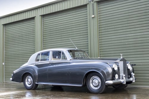 1961 Rolls-Royce Silver Cloud II James Young Limousine for sale on BaT Auctions - sold for $112,000 on April 3, 2022 (Lot #69,624) | Bring a Trailer 1961 Rolls-Royce Silver Cloud II James Young Limousine for sale on BaT Auctions - sold for $112,000 on April 3, 2022 (Lot #69,624) | Bring a Trailer