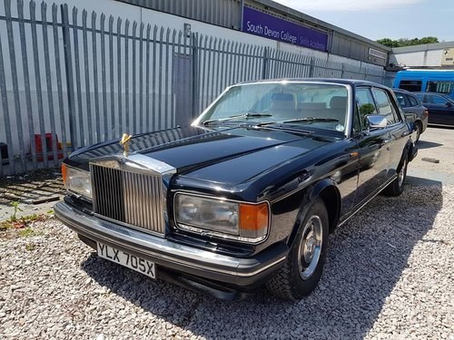 1983 Rolls Royce silver spirit , needs paintwork ,new mot ,offers SOLD