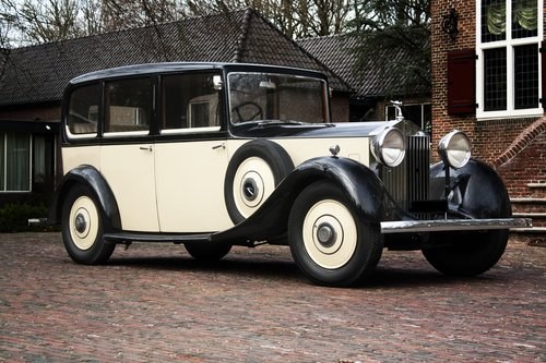 1935 Rolls Royce 20/25 Six Light Saloon Park Ward For Sale