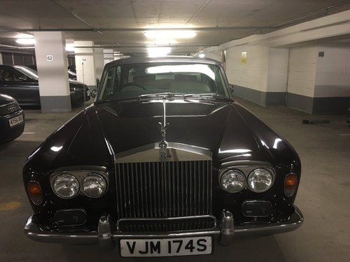 1974 rolls silver shadow revised and repainted For Sale