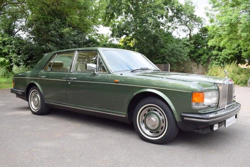 1984 A Rolls Royce Silver Spirit in Forest Green For Sale