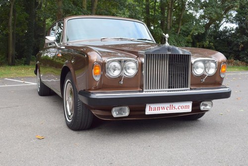 1980 V Rolls Royce Silver Shadow Series II in Walnut For Sale