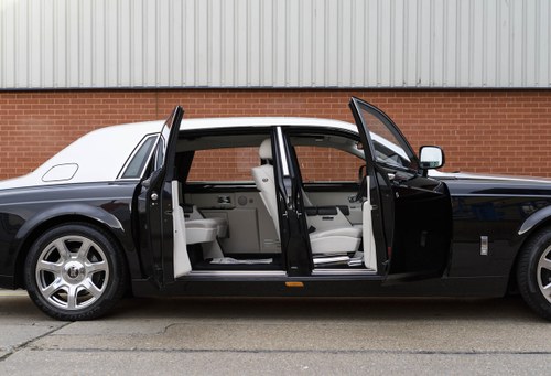 2014 Rolls-Royce Phantom Series II Extended Wheel Base (RHD) For Sale