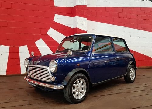 1998 ROVER MINI CLASSIC , LOW MILEAGE , FRESH JAPANESE IMPORT In vendita