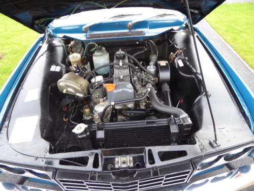 1975 Rover 2200 SC ( Manual Gearbox) Single carburetor. For Sale