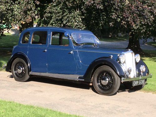 1938 ROVER 14 P2 six-light saloon. SOLD