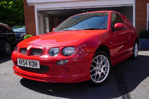 2004  GOOD CONDITION, GOOD MILES! GREAT COLOUR For Sale