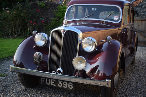 1947 P2 ROVER 12 - LOVELY EXAMPLE OF RARE 40s LUXURY CLASSIC SOLD